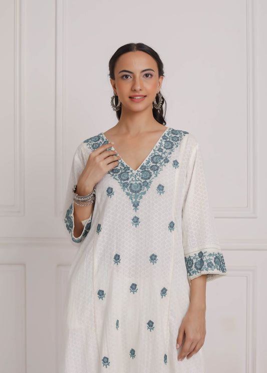 Off White Cotton Kurta & Pant Salwar Set- Blue
