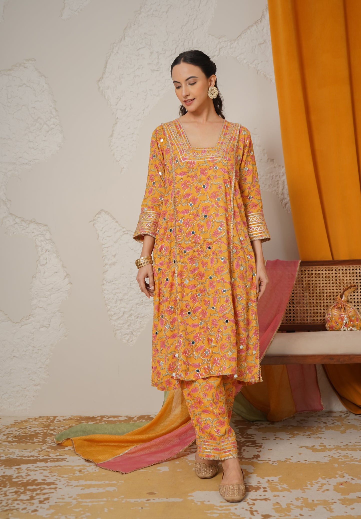 Noor- Yellow