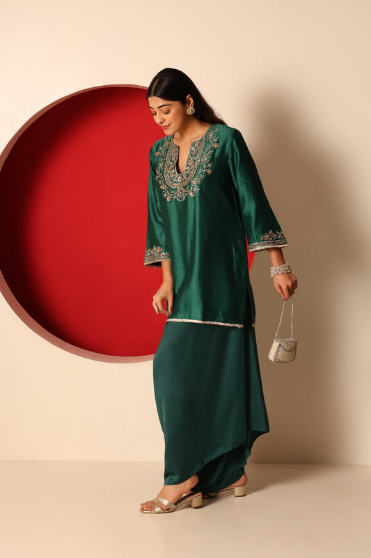 Ziya- Green chanderi silk Short Kurta with Satin Balloon pants Set