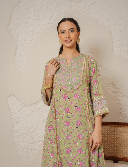 Aaina- Green