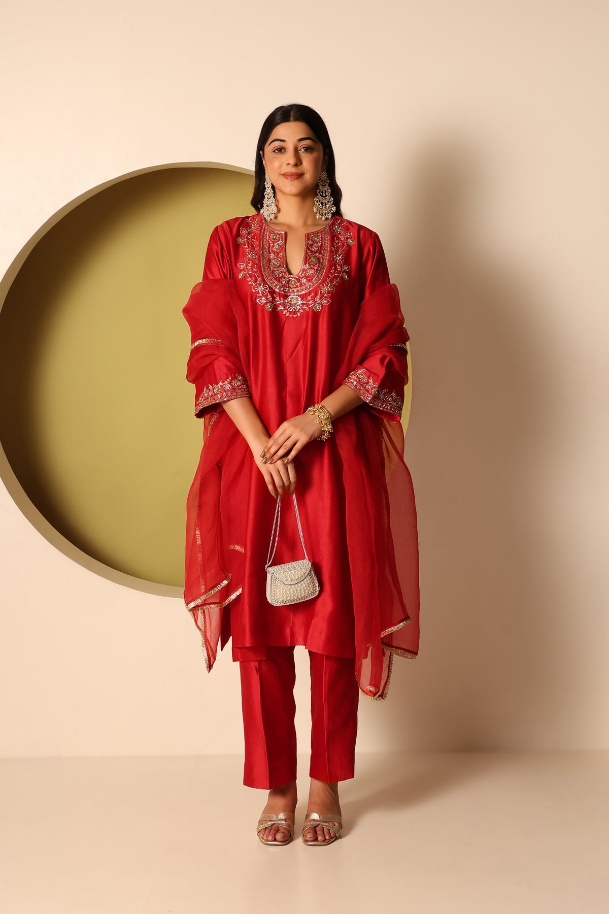 Zoya- Red chanderi silk Kurta, pants and organza silk Dupatta Set
