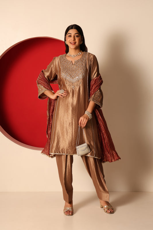 Amreen- Gold tissue Kurta, Salwar with chanderi crush Dupatta