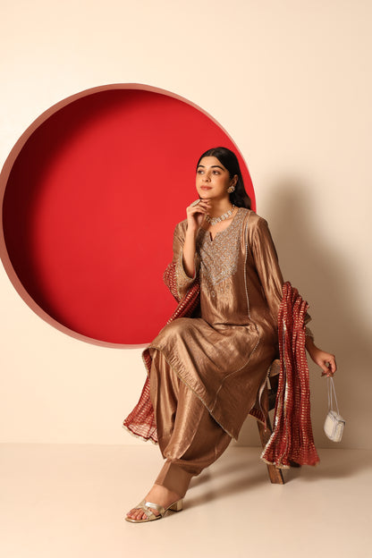 Amreen- Gold tissue Kurta, Salwar with chanderi crush Dupatta